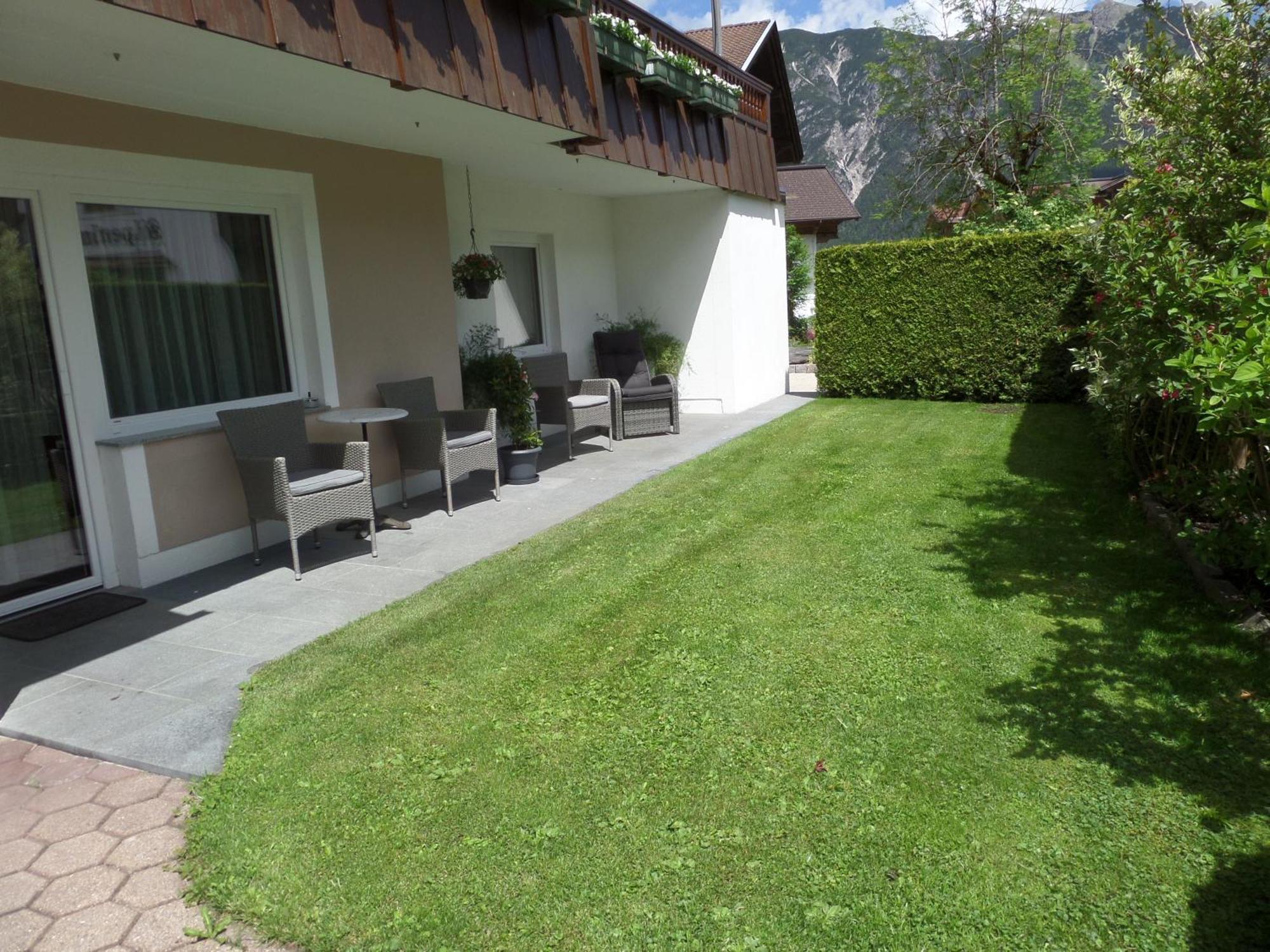 Haus Regenbogen Apartment *